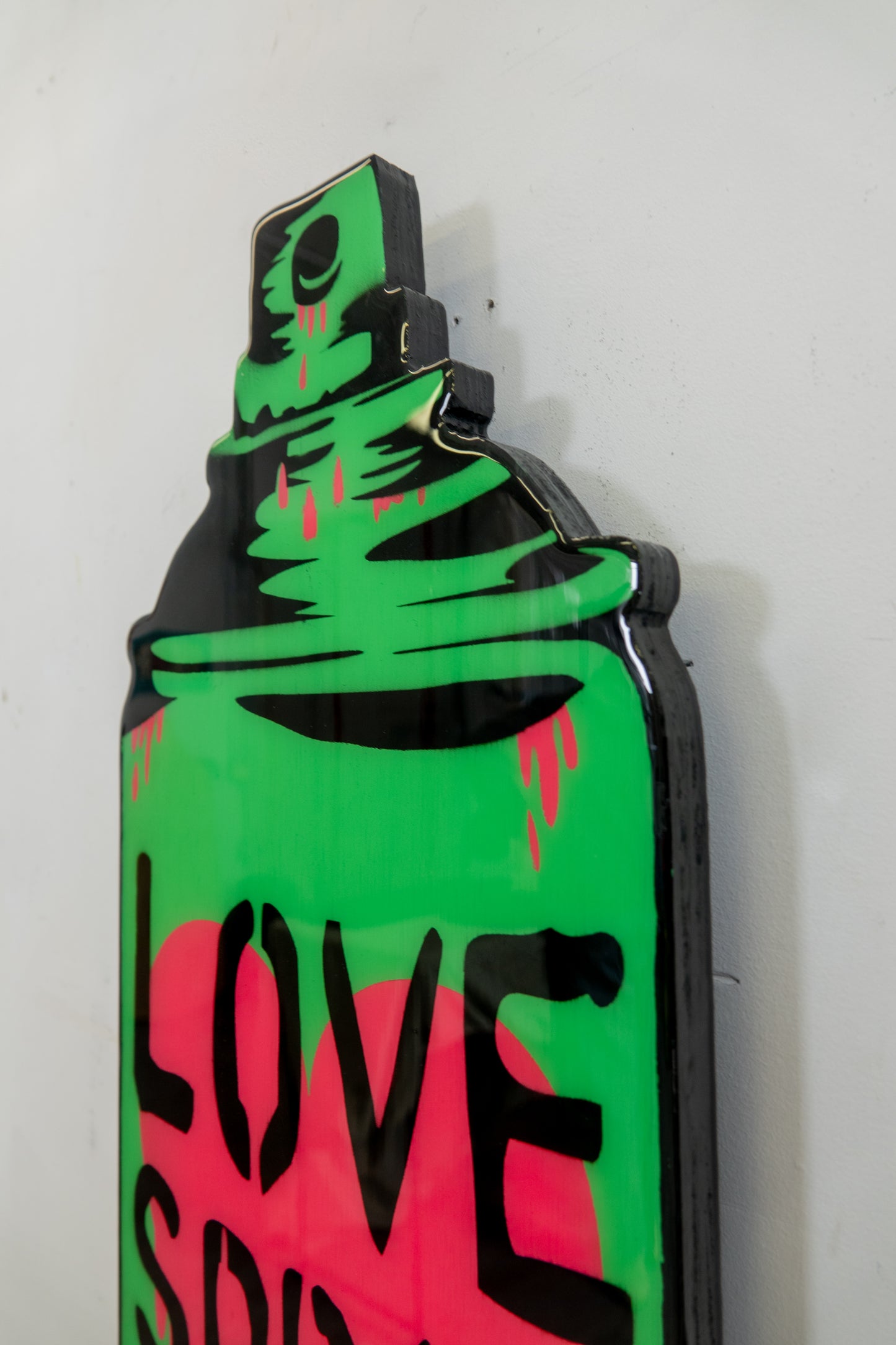 Green-Pink LoveSpray